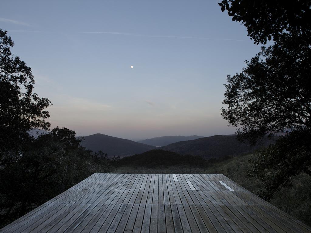 Masia el Puig Guest House La Vall de Bianya Bagian luar foto